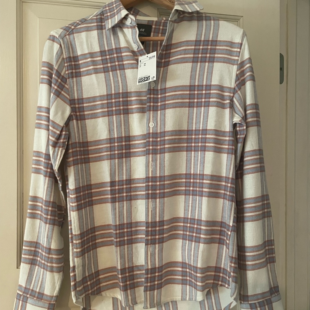 Mens H&M flannel shirt. NWT.